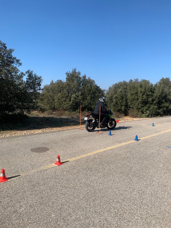 permis moto bon rapport qualité/prix sur piste privée en totale sécurité