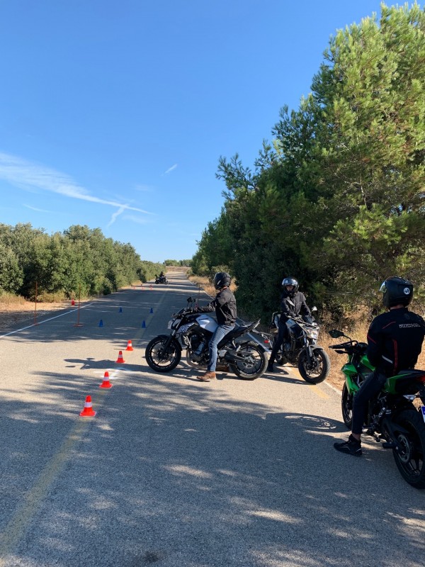 permis moto bon rapport qualité/prix sur piste privée en totale sécurité