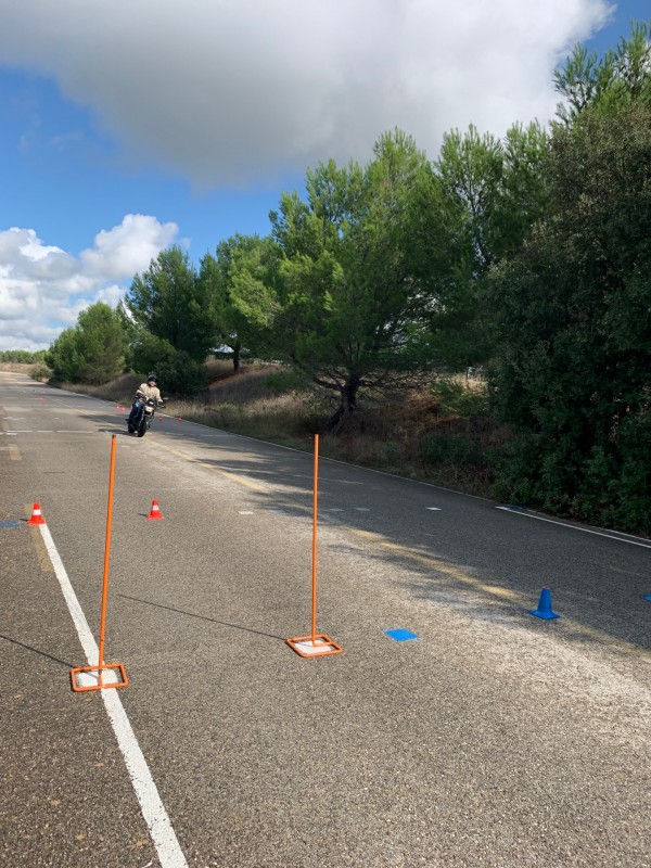 permis moto bon rapport qualité/prix sur piste privée en totale sécurité