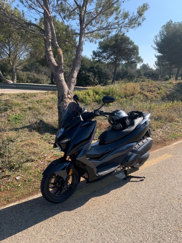 permis moto A1 sur moto et scooter 125 cm3 sur Pélissanne